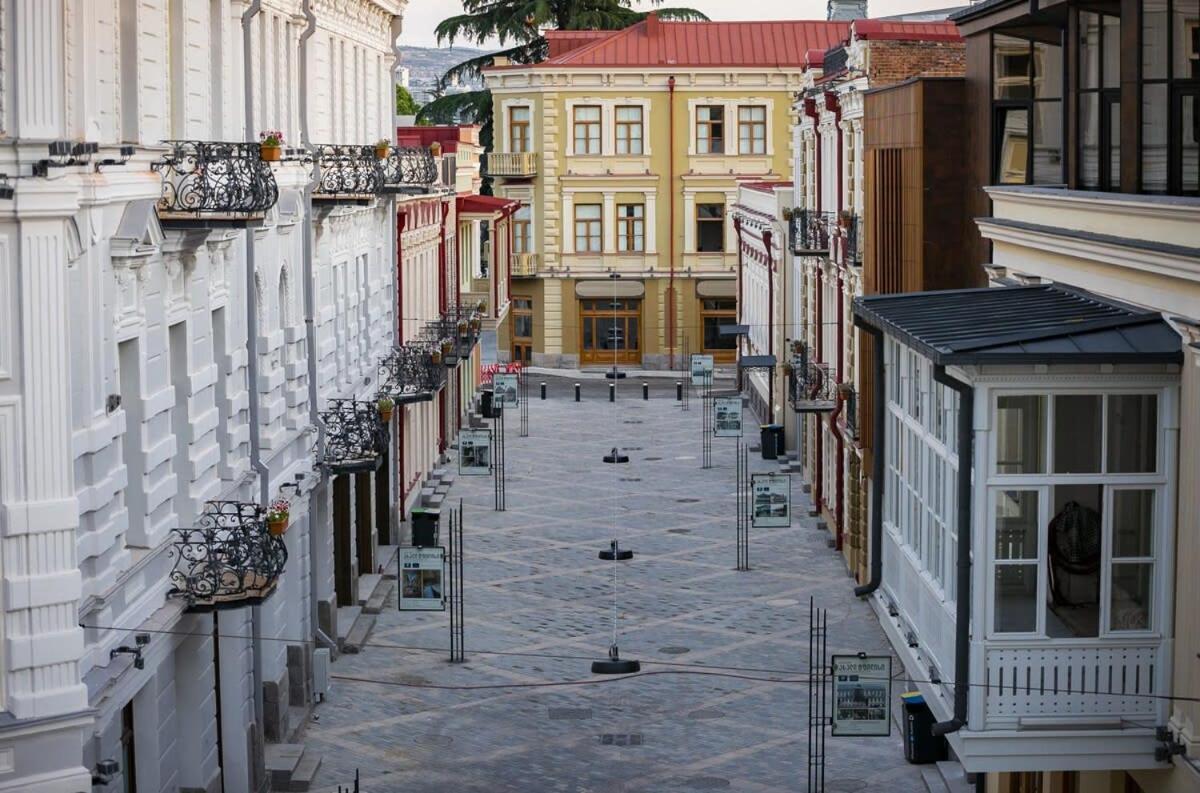 Stylish 2Br Apt In The Heart Of Old Tbilisi Exterior photo
