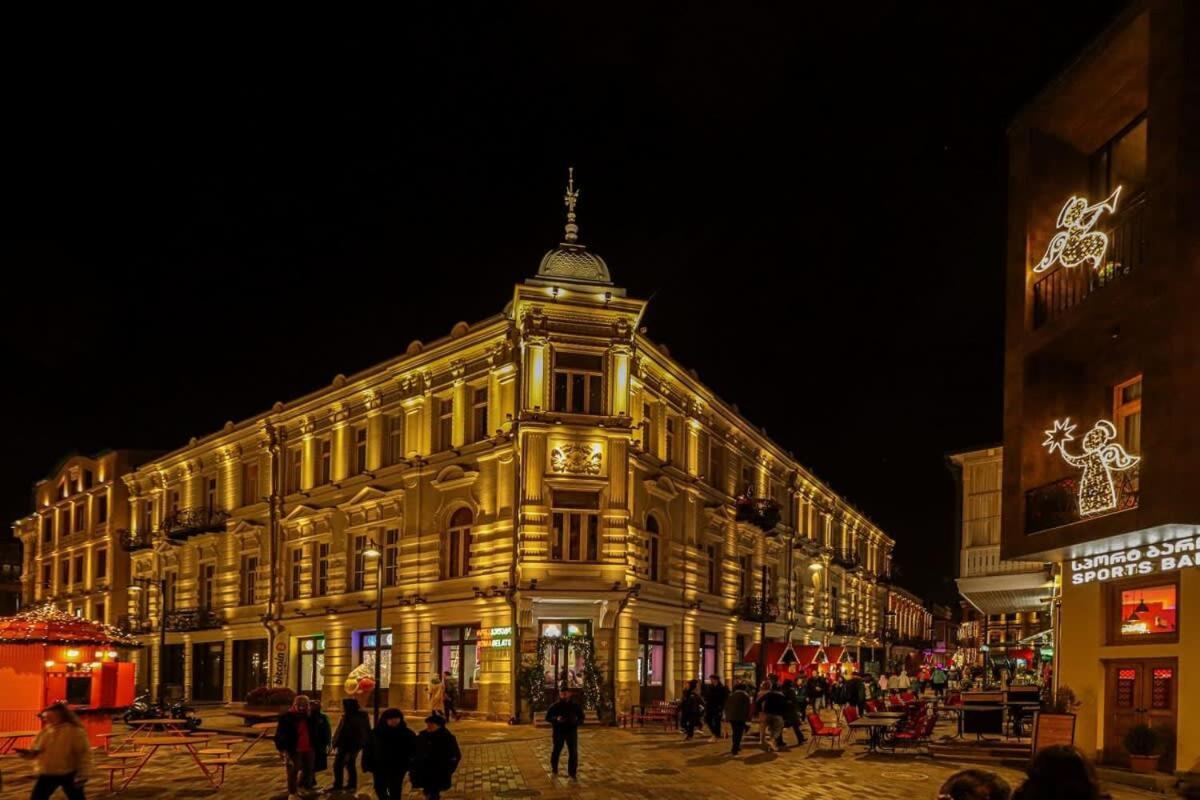 Stylish 2Br Apt In The Heart Of Old Tbilisi Exterior photo